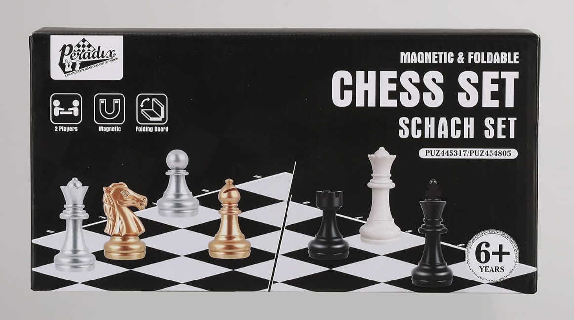 Chess magnetic set